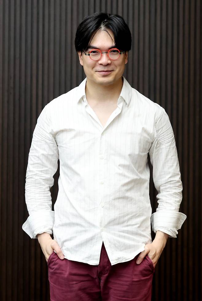 한경아르떼필하모닉과 '클래식 in 무비' 무대를 이끌 지휘자 윌슨 응, 사진=최혁 기자