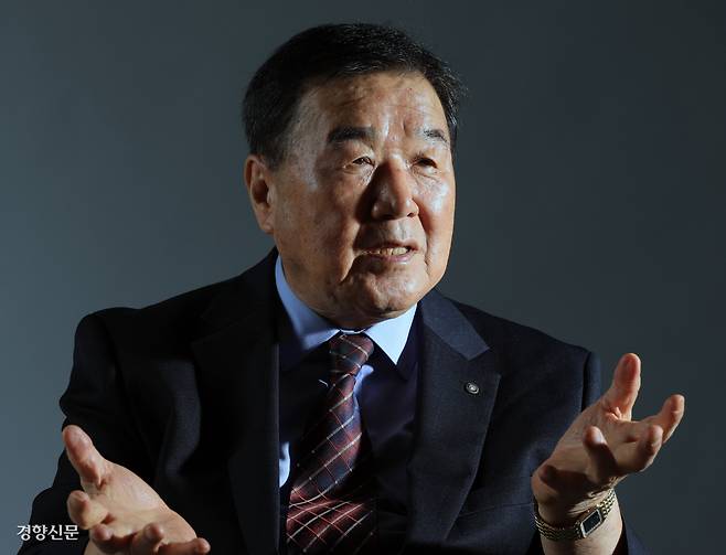 정대택씨는 김충식씨의 차녀가 2011년 2월 자신에게 보낸 사실확인서에서 김충식씨가 항소심 판사와의 친분을 이용해 쉽게 승소했다고 딸에게 말한 사실을 증언했다고 말했다. 해당 사실확인서는 그가 만든 ‘윤석열 X파일’에도 첨부되어 있다. 서성일 선임기자