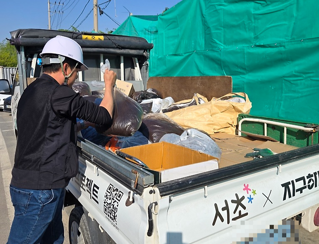 수거된 커피박(커피찌꺼기)는 바이오매스로 자원화된다. [지구하다 제공]