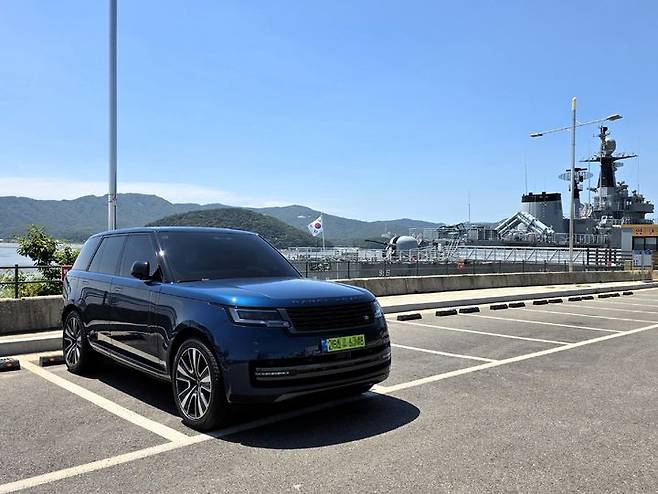 강화 함상공원에서 '마산함'과 만난 '올 뉴 레인지로버 P550e' *재판매 및 DB 금지
