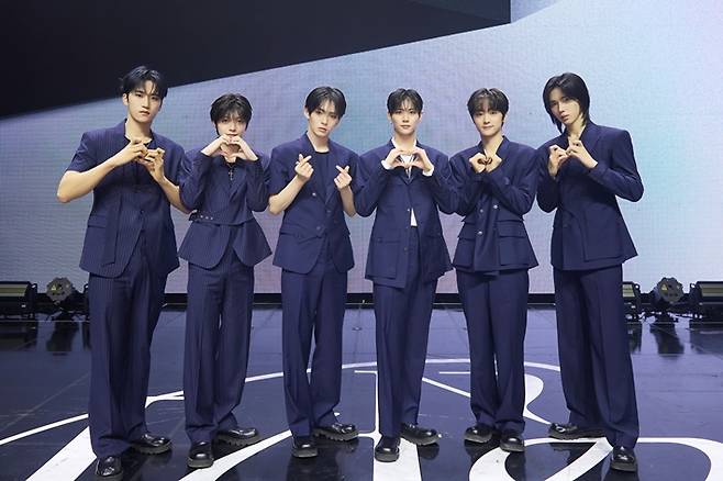 루네이트가 17일 오전 서울 광진구 예스24 라이브홀에서 두 번째 싱글 '로스트' 쇼케이스를 열었다. 판타지오 제공