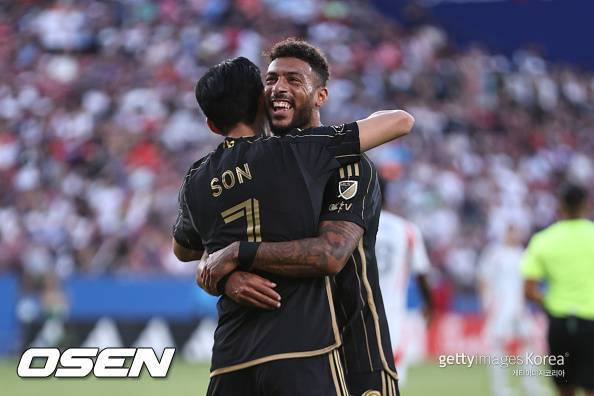 [사진] 손흥민과 부앙가 ⓒGettyimages(무단전재 및 재배포 금지)