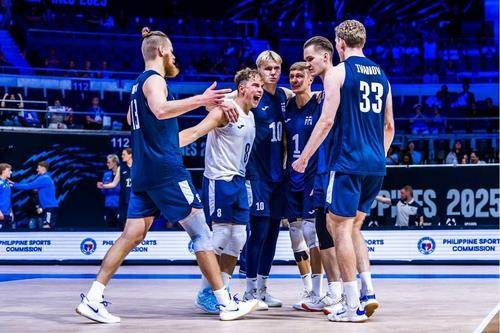 득점 후 기뻐하는 핀란드 남자배구 대표팀 선수들 [FIVB 홈피 캡처. 재판매 및 DB 금지]