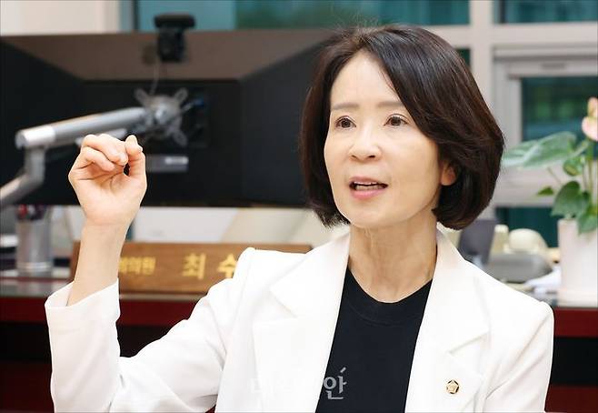 최수진 국민의힘 의원이 16일 오후 서울 여의도 국회 의원회관에서 데일리안과 인터뷰를 하고 있다. ⓒ데일리안 홍금표 기자