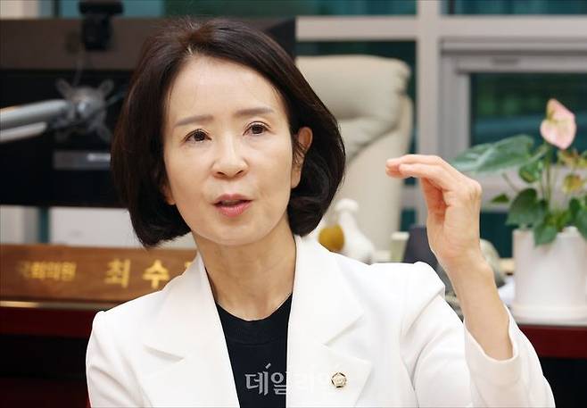 최수진 국민의힘 의원이 16일 오후 서울 여의도 국회 의원회관에서 데일리안과 인터뷰를 하고 있다. ⓒ데일리안 홍금표 기자