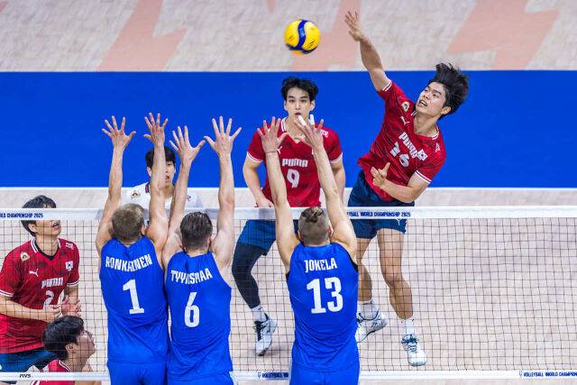 공격하는 정한용./Volleyballworld