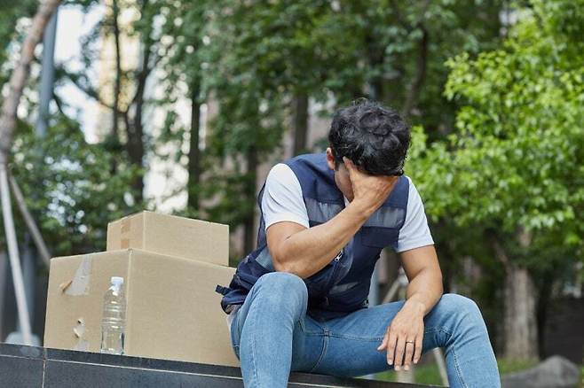 택배업계는 최근 인력난과 비용 절감을 이유로 ‘비정규·간접 고용’에 의존해 왔다. 게티이미지