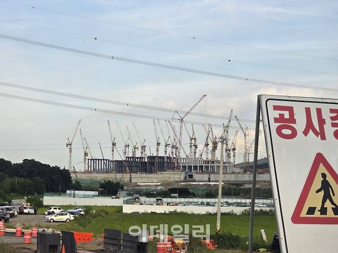 공사가 한창인 용인시 처인구 원삼면 SK하이닉스 반도체 클러스터 팹 건설 현장.(사진=황영민 기자)