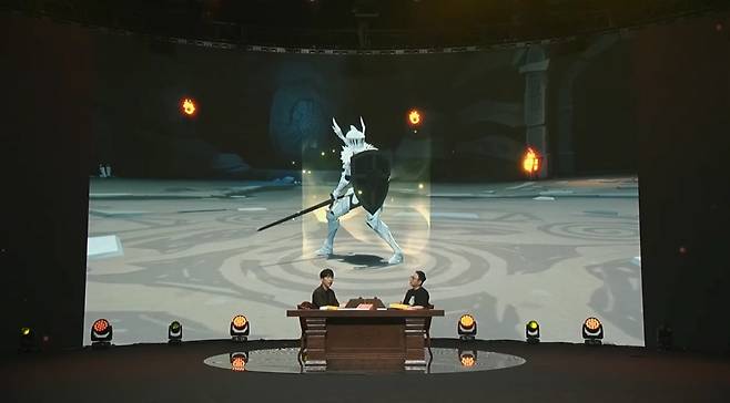 - 메인 스토리 '여신강림 3장: 팔라딘'의 보상인 팔라딘 변신 "원작과 동일한 일시 강화 스킬로 등장했다"