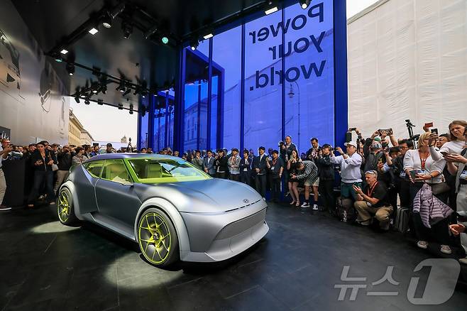 소형 EV의 새로운 방향성을 담은 ‘콘셉트 쓰리(Concept THREE)’가 글로벌 최초 공개됐다. 현대자동차는 9일(현지시간) 독일 뮌헨에서 열린 ‘IAA 모빌리티 2025’에 참가해 ‘콘셉트 쓰리’를 선보였다. 사진은 '콘셉트 쓰리'의 모습. (현대차 제공. 재판매 및 DB 금지) 2025.9.9/뉴스1