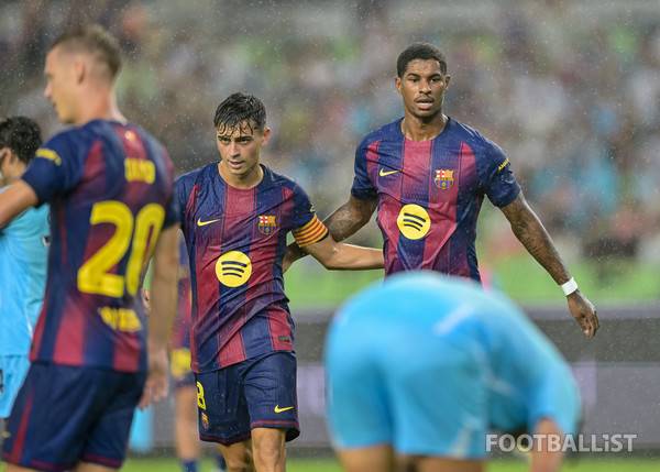 페드리(왼쪽), 래시포드(오른쪽, FC바르셀로나). 서형권 기자