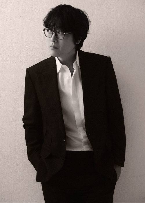 오는 11월 2년 만에 여는 단독 콘서트에서 7만여 석을 매진시킨 가수 김동률.  뮤직팜