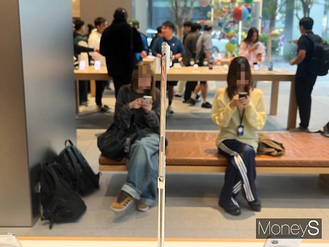 아이폰17 에어 측면/ 사진=한채연 기자