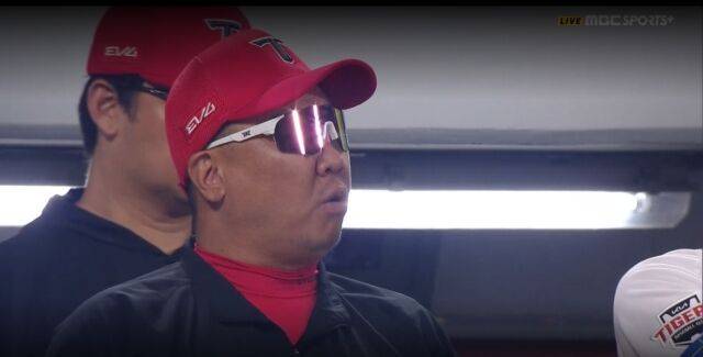 KIA 이범호 감독의 극대노/티빙 캡쳐