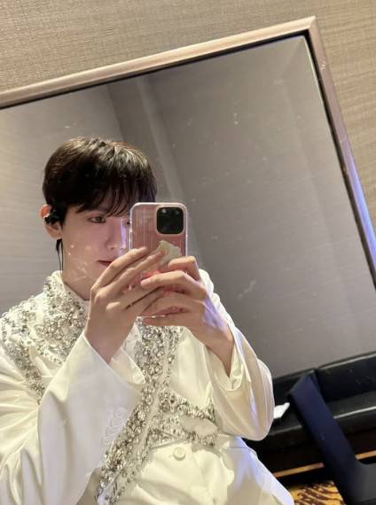 백현 소셜 계정 캡처