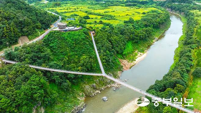 포천시가 한탄강 와이(Y)형 출렁다리가 '2025 대한민국 국토대전' 사회기반시설 부문에서 국토교통부 장관상을 수상했다.