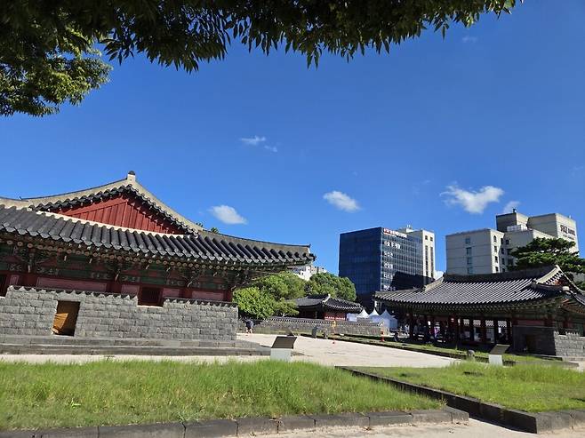 제주목관아의 가을