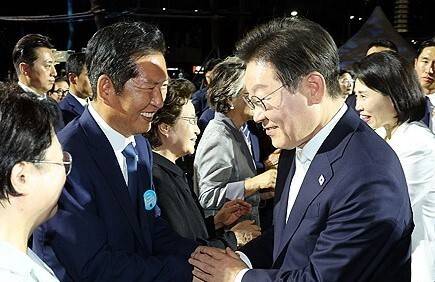 이재명 대통령과 정청래 더불어민주당 대표. 연합뉴스