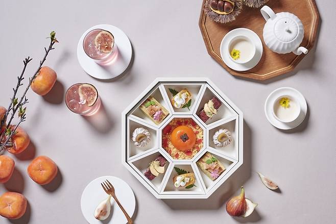 더 22 남대문 베이커리 구절판 애프터눈 티 세트 ‘어텀 딜라이트’ / 사진=코트야드 메리어트 서울 남대문
