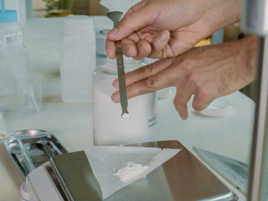 스킨스탠다드 더하기 세럼 포뮬레이션 테스트 (사진=스킨스탠다드)