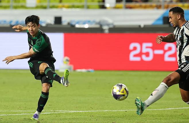 전북 현대모터스가 거스 포예옛감독의 지휘 아래 4년 만에 우승에 도전한다. 사진은 전북에서 활약 중인 전진우의 모습. /사진=뉴스1