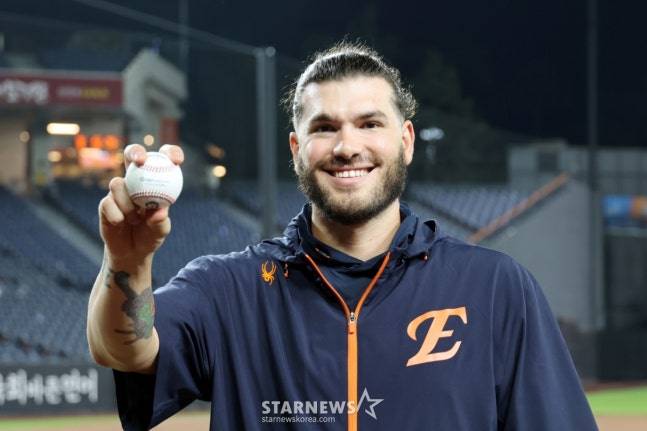 한화 이글스 외국인 투수 코디 폰세. /사진=강영조 선임기자
