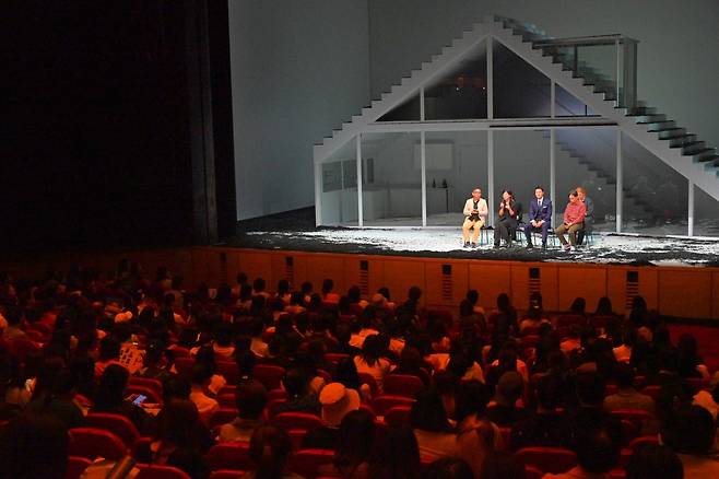 19일 공연 종료 후 진행된 관객과의 대화 [LG아트센터 제공. 재판매 및 DB 금지]