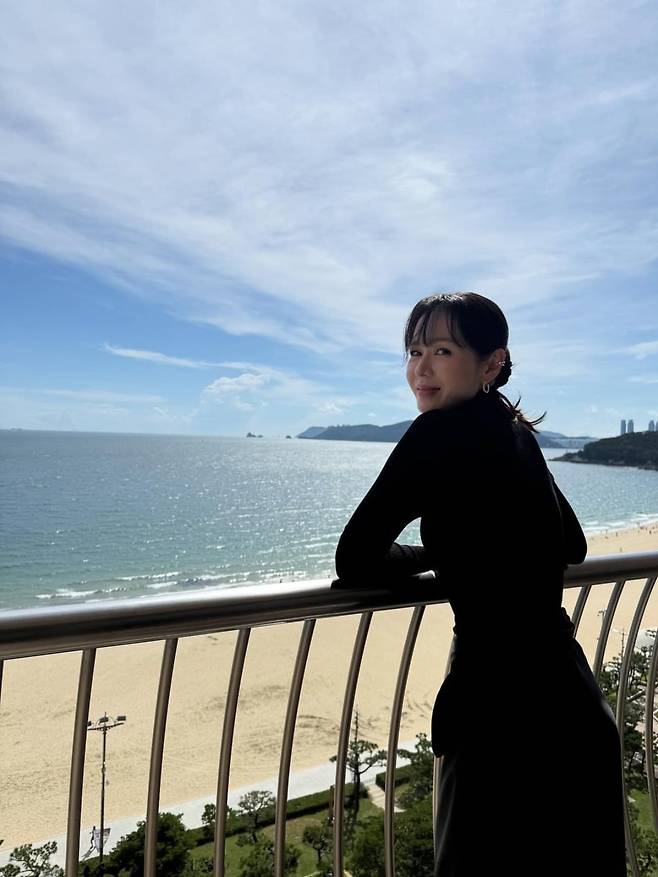 사진 = 손예진 인스타그램