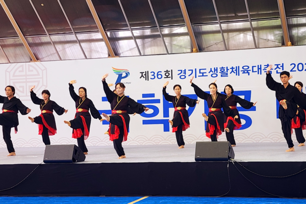 20일 파주NFC 풋살전용구장에서 열린 ‘제36회 경기도생활체육대축전 2025 파주’ 사전경기 국학기공에서 동호인들이 경연을 하고 있다. 2025.9.20 /경기도체육회 제공