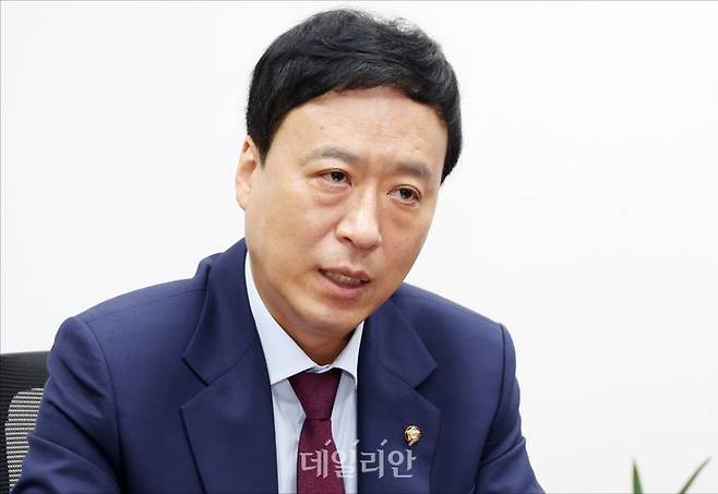 정성국 국민의힘 의원이 17일 오전 의원회관에서 데일리안과 인터뷰를 하고 있다. ⓒ데일리안 홍금표 기자