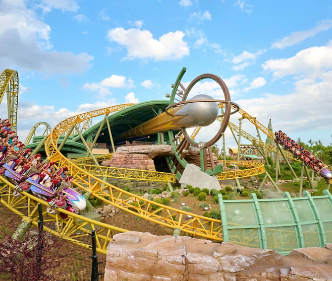 놀이기구 '스타더스트 레이서'. 기사과 직접적 연관 없음. 사진=유니버설 올랜도 홈페이지 캡처