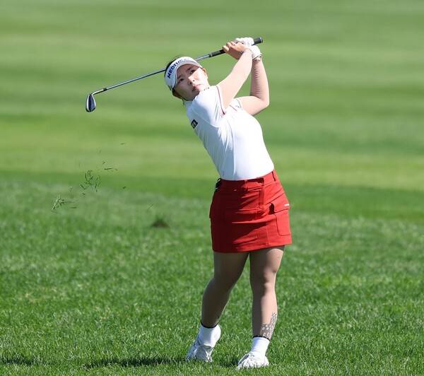 2025년 한국여자프로골프(KLPGA) 투어 하나금융그룹 챔피언십 우승을 차지한 이다연 프로가 최종라운드 경기하는 모습이다. 사진제공=KLPGA