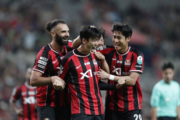 FC서울의 이승모가 21일 열린 K리그1 광주FC와 경기에서 득점한 뒤 좋아하고 있다. 한국프로축구연맹 제공