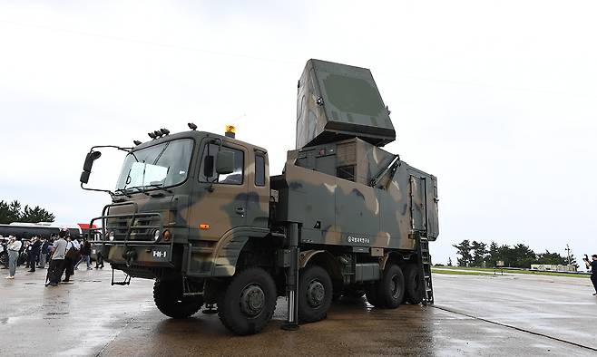 M-SAM에서 표적 탐지를 맡는 다기능레이더. 세계일보 자료사진