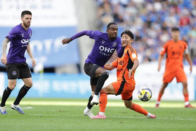 울산문수축구경기장/ K리그1/ 울산HDFC vs FC안양/ 안양 야고/ 사진 김정수