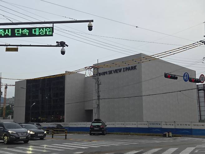 19일 오후 경기 의왕시 고천동 오픈 예정인 '의왕SK뷰아이파크' 견본주택. /방재혁 기자