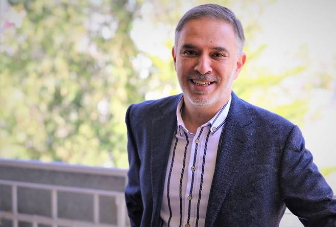 제30회 부산국제영화제에서 만난 요르단 영화위원회 매니징 디렉터 모한나드 알 바크리. / 필자 제공