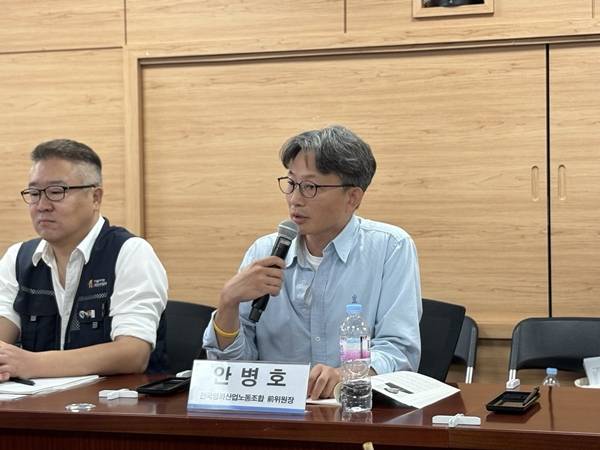 ▲22일 오후 국회의원회관에서 진행된 'K영상콘텐츠산업 진단과 노동, K콘텐츠 강국은 가능한가?' 토론회. 사진=윤유경 기자.