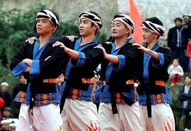 화이트 팬츠 야오족. [사진출처 = SCMP]