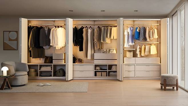 현대리바트의 엘레브 수납장.