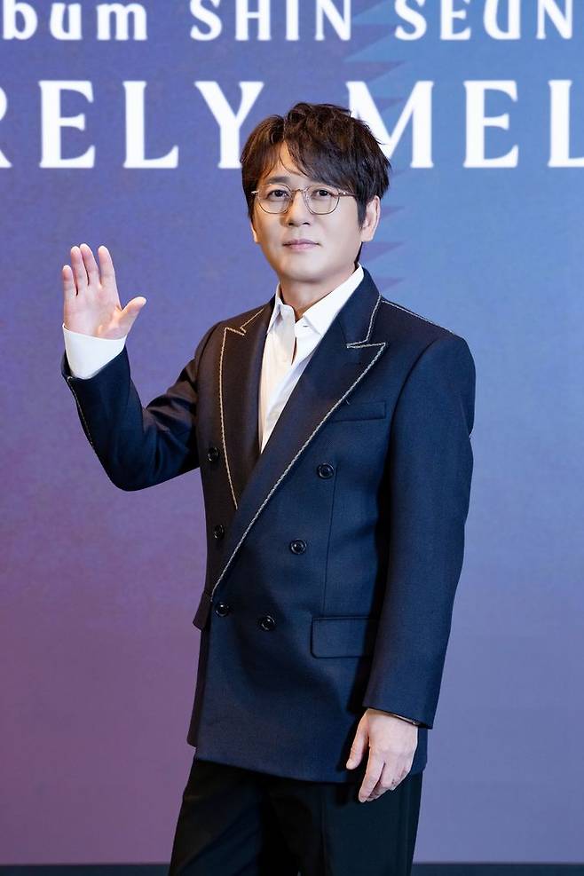 [서울=뉴시스] 신승훈. (사진 = 도로시 컴퍼니 제공) 2025.09.22. photo@newsis.com *재판매 및 DB 금지