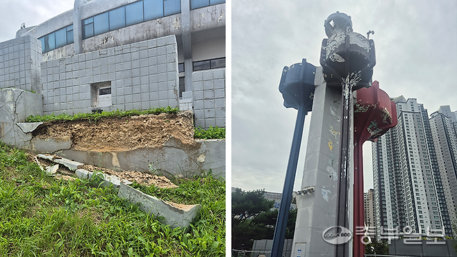 23일 방문한 수원실내체육관 경사로 뒤쪽 옹벽이 붕괴되고(왼쪽) 삼색 기둥의 페인트가 벗겨져 있다. 이건우기자