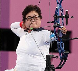 활시위를 당기는 김옥금(광주시청). 광주장애인체육회 제공