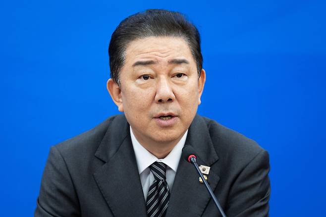 김병기 더불어민주당 원내대표가 23일 서울 여의도 국회에서 열린 원내대책회의에서 모두 발언을 하고 있다. 2025.9.23/뉴스1