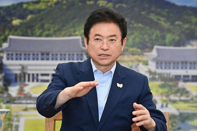 이철우 경상북도지사는 월간중앙과의 서면 인터뷰에서 “APEC은 경주와 경북이 세계 질서 속에서 새로운 역할을 만들어 가는 역사적 현장이 될 것”이라고 강조했다. [사진 경상북도]