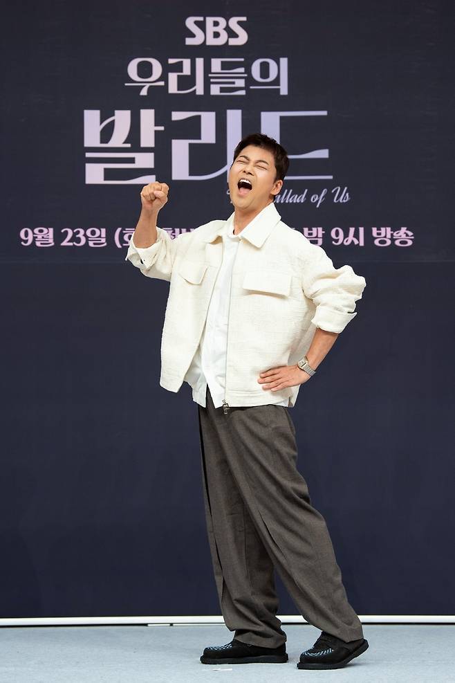 ‘우리들의 발라드’ 제작발표회에서 전현무는 “참가자들의 간절한 눈빛에서 늘 자극을 받는다”며 출연 소감을 밝혔다.  사진제공|SBS