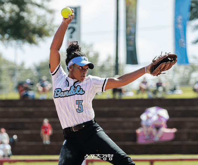 미국 여자 프로 소프트볼 리그 밴디츠 소속 오디치 알렉산더. 밴디츠 홈페이지 캡처