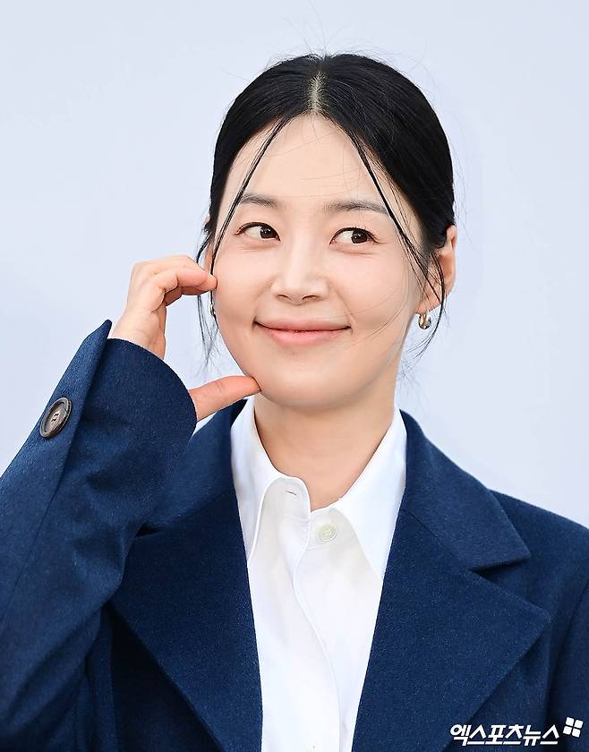 1984년생 맞아? 20대보다 좋은 피부