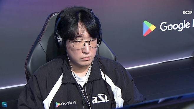 - 저그전 부진을 극복하고 ASL 시즌 20 4강에 진출한 장윤철