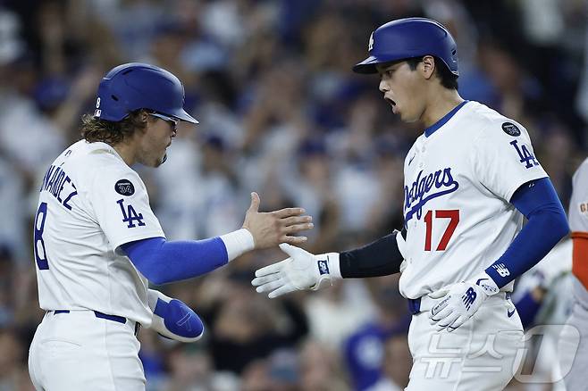 다저스 오타니 쇼헤이(오른쪽).ⓒ AFP=뉴스1